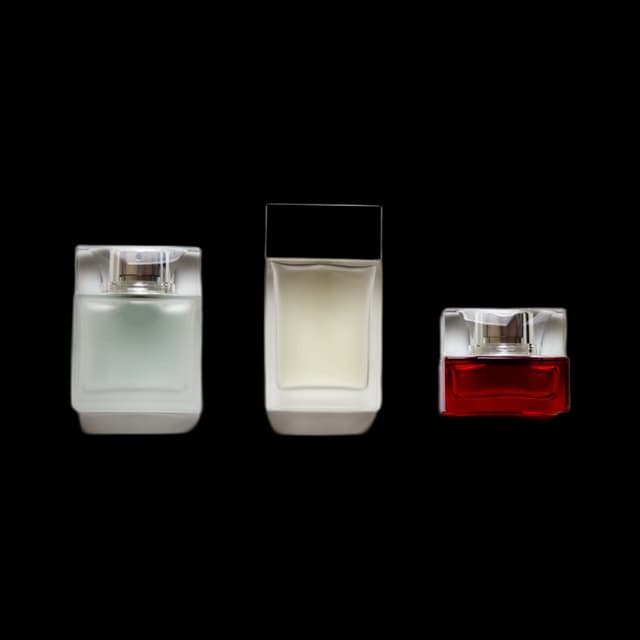 Perfumes & Sprays