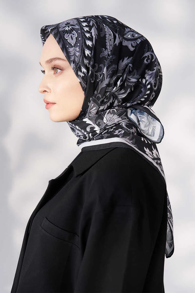 إيشارب ناعم بنقشة أقحوان بلون أسود - صورة 2