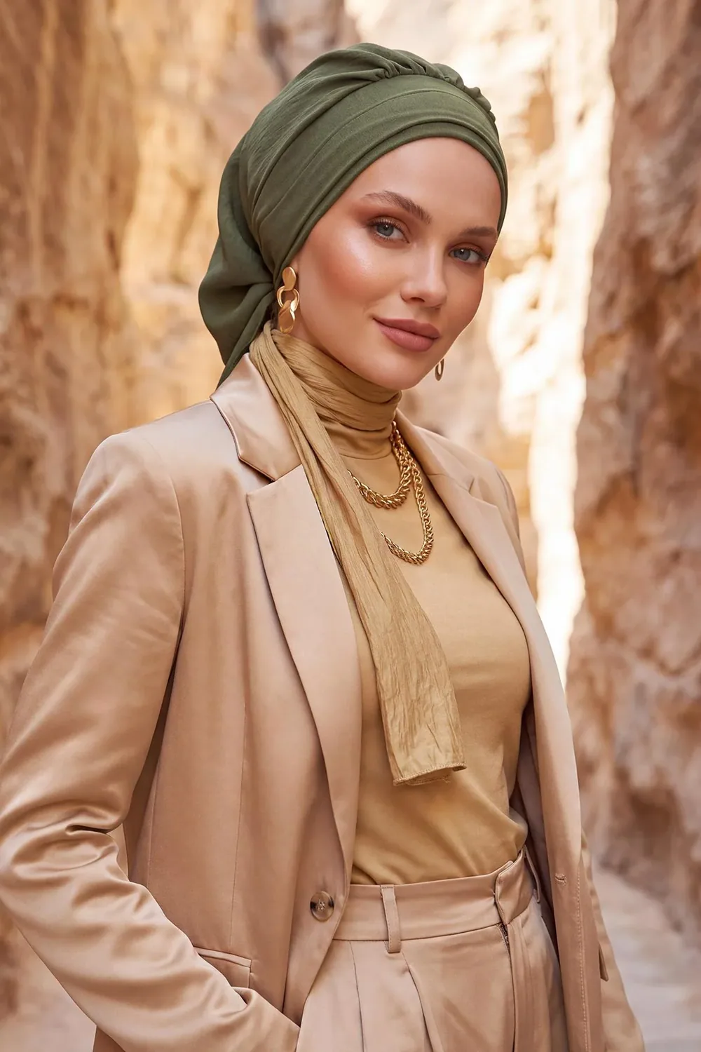 حجاب جاهز بكسرات واسعة من الأيروبين - صورة 3