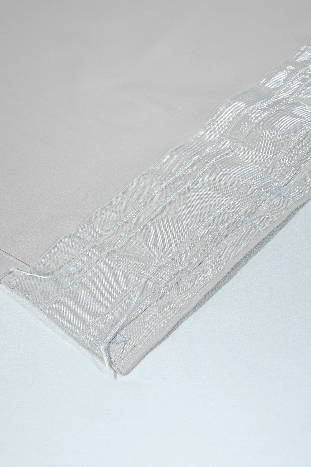 ستارة معتمة (بلاك أوت) بلون رمادي فاتح مقاس 140×300 سم - صورة 3