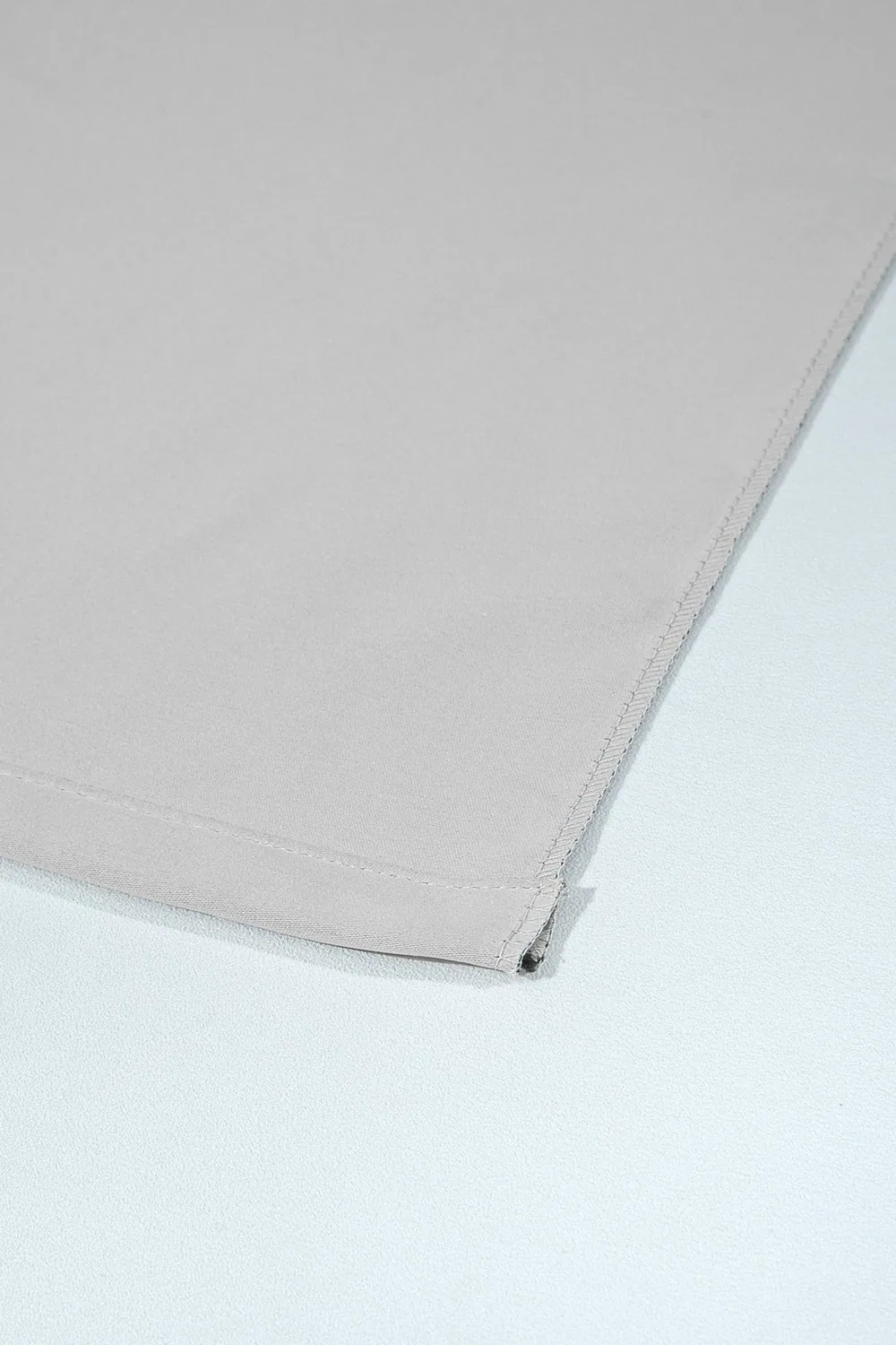 ستارة معتمة (بلاك أوت) بلون رمادي فاتح مقاس 140×300 سم - صورة 4