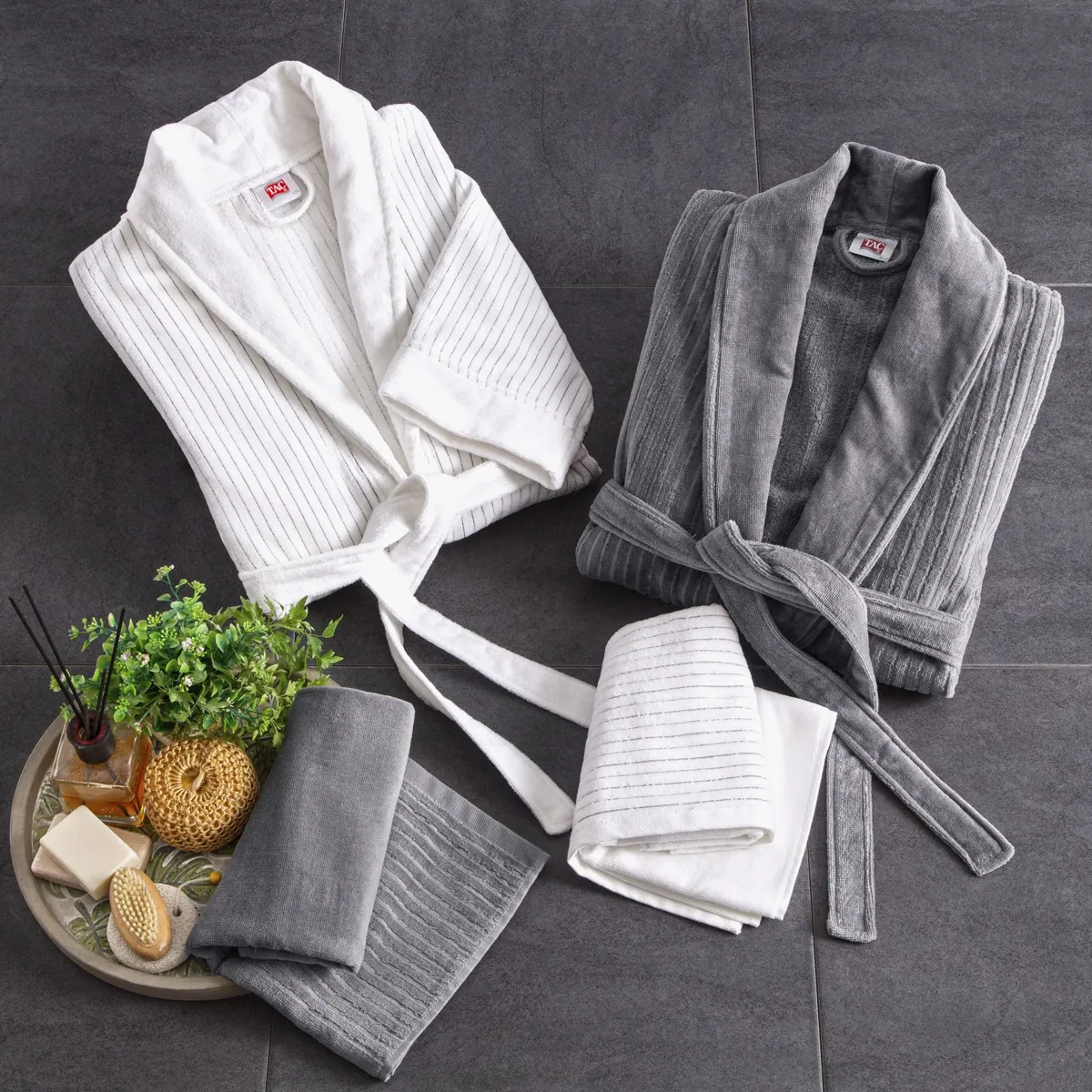 طقم برنس حمام مقاس L/XL – أبيض (Ritmo) - صورة 6