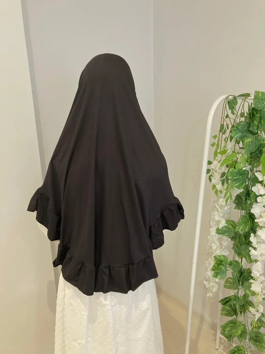 حجاب جاهز قطني للبنات بطرف مكشكش - صورة 3