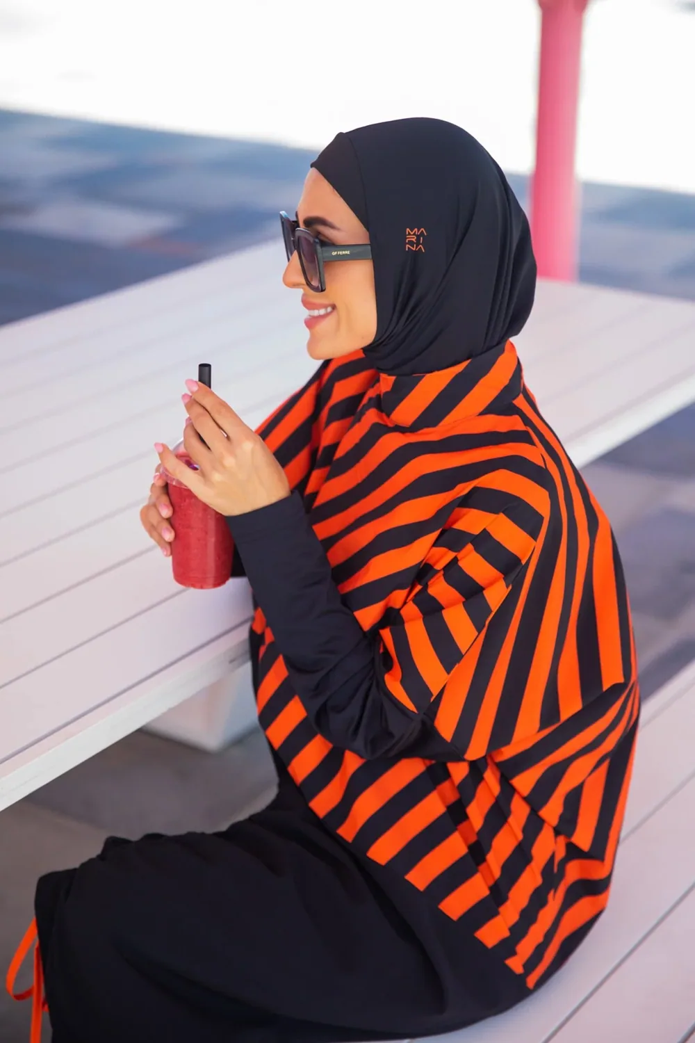 مايوه شرعي كامل أسود بخطوط من قماش الباراشوت - صورة 2