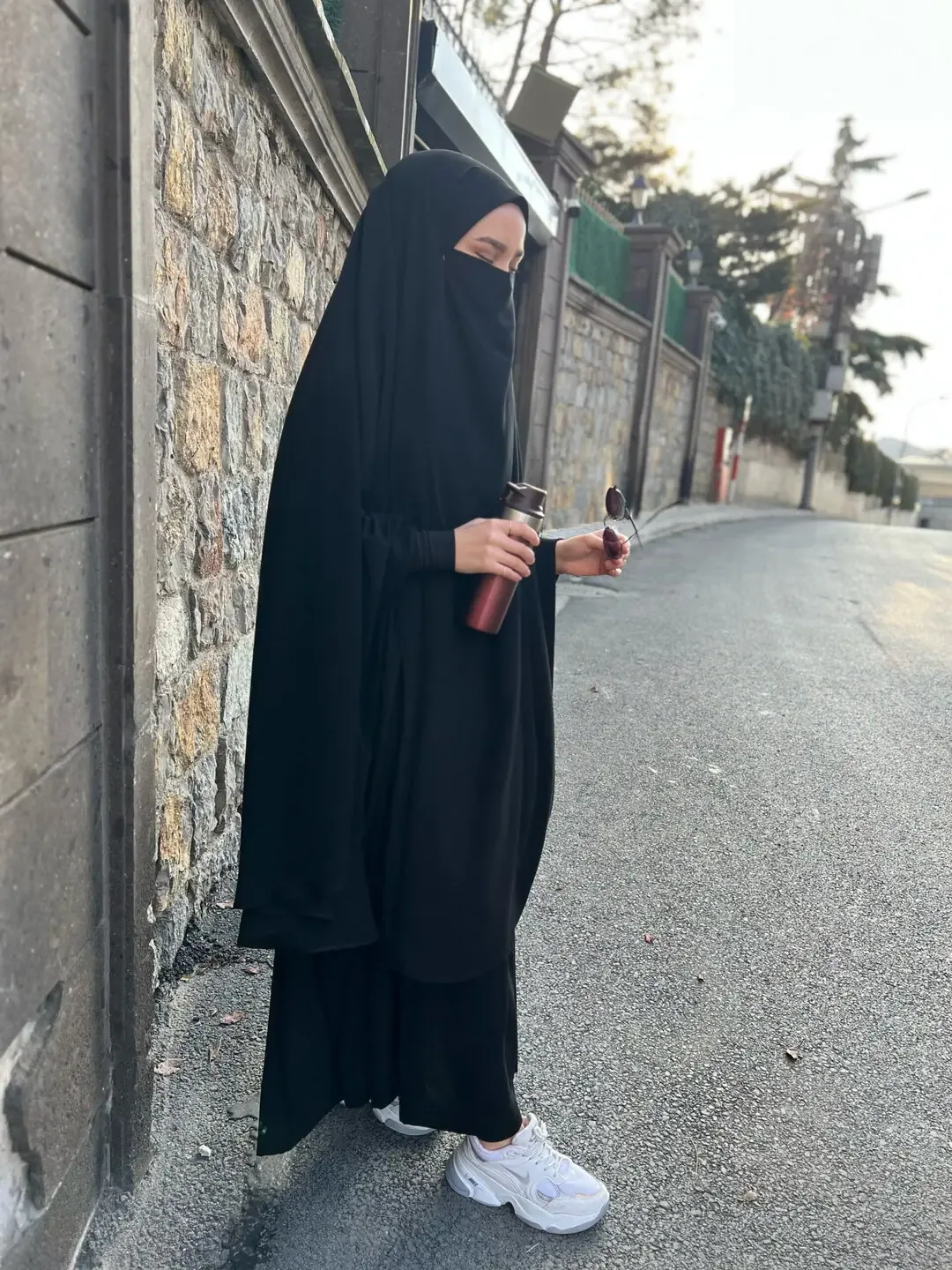 جلباب بنقاب على طراز أرضروم بقصة واسعة أسود - صورة 4