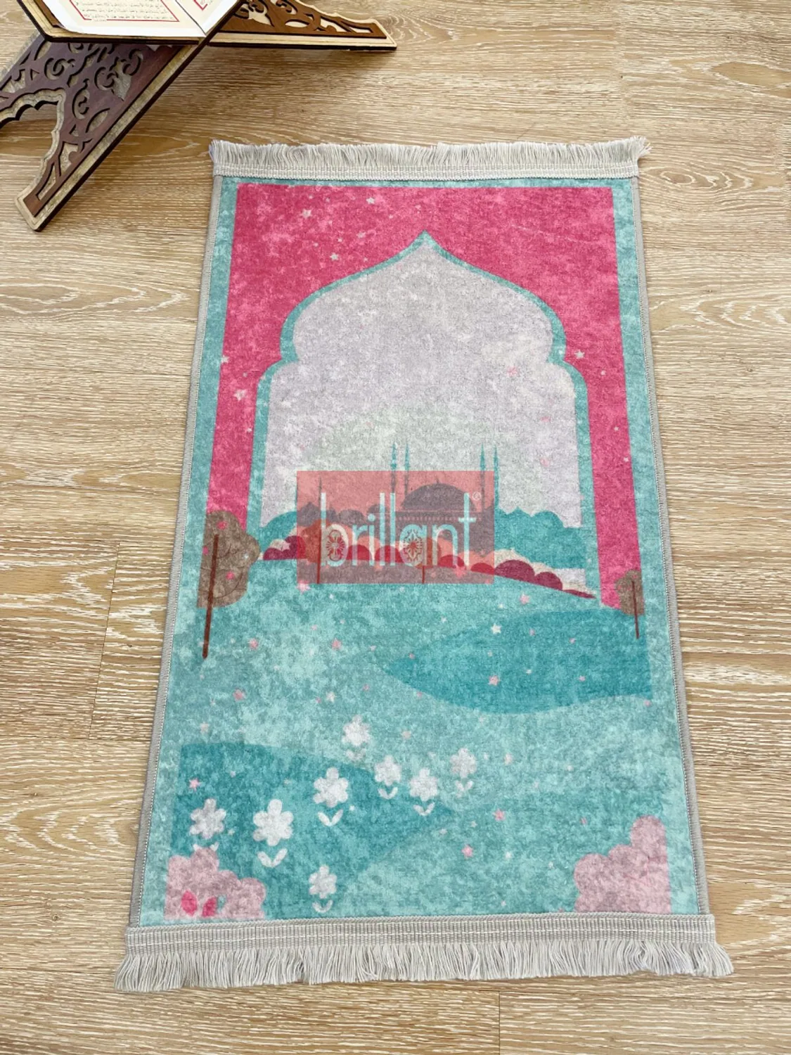 سجادة صلاة وردية للأطفال بأهداب 50×80 سم