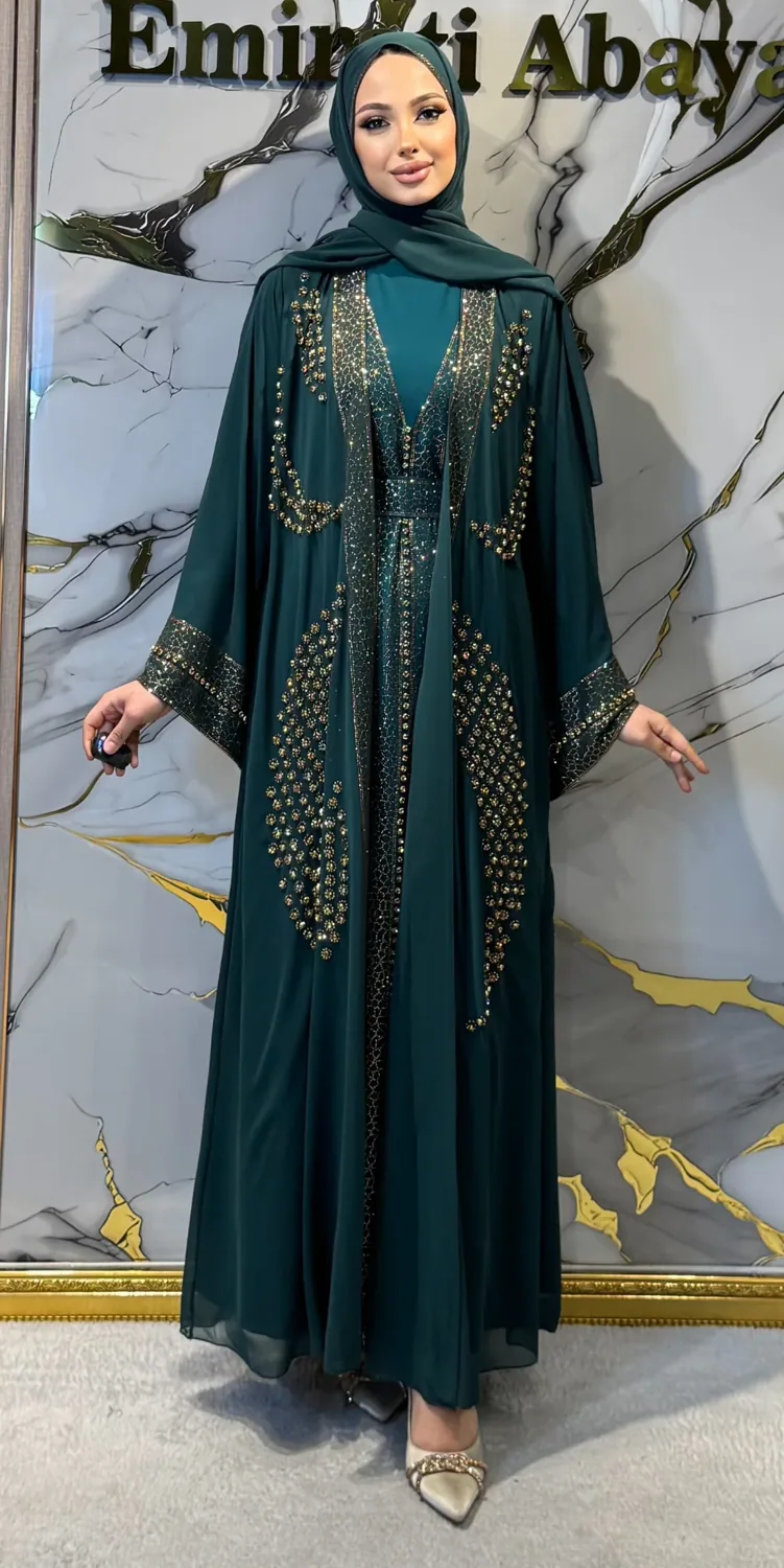 طقم سهرة أخضر بأحجار ذهبية متدلية 4 قطع