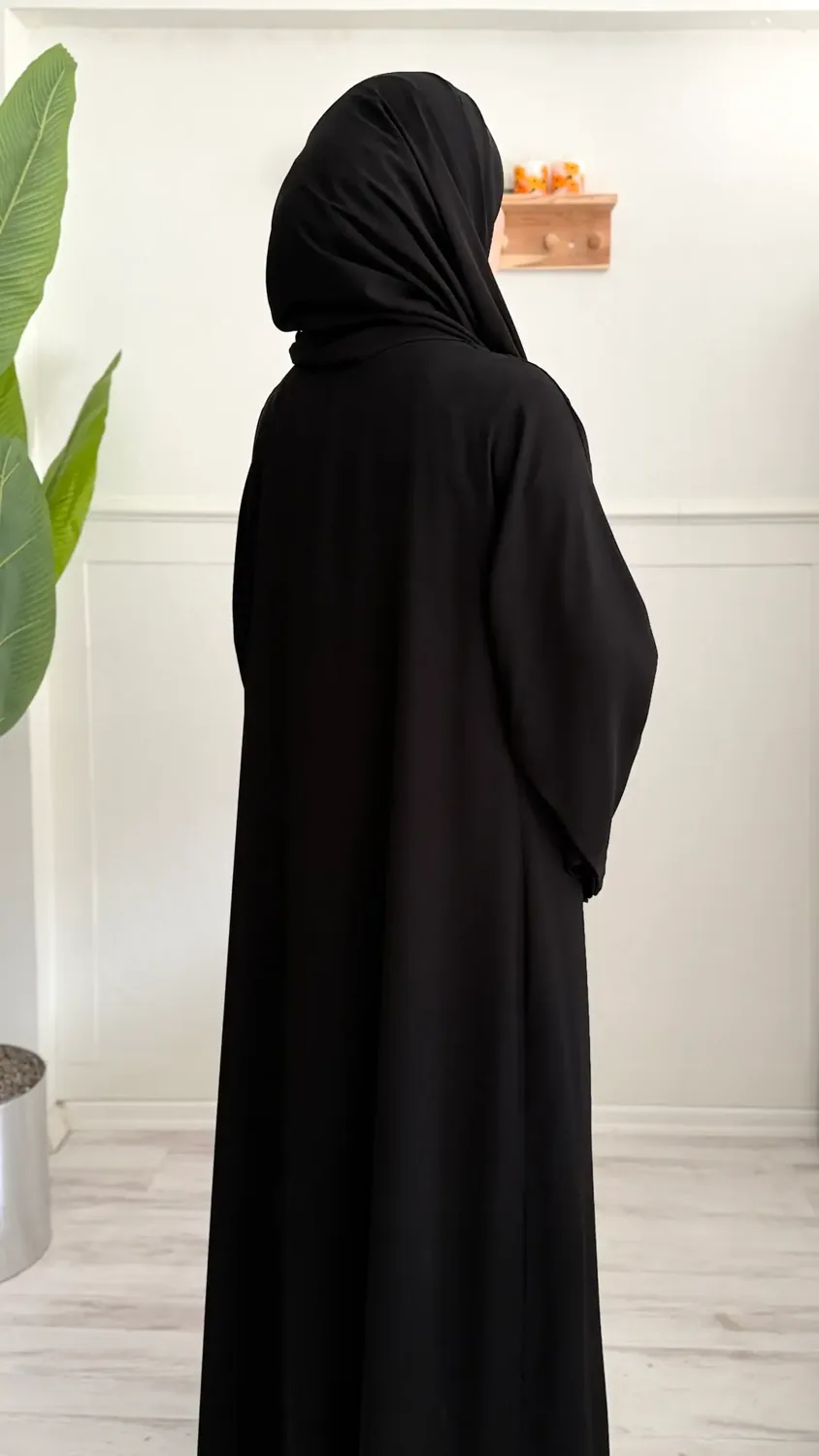 طقم عباية سوداء من حرير المدينة مع شال - صورة 2