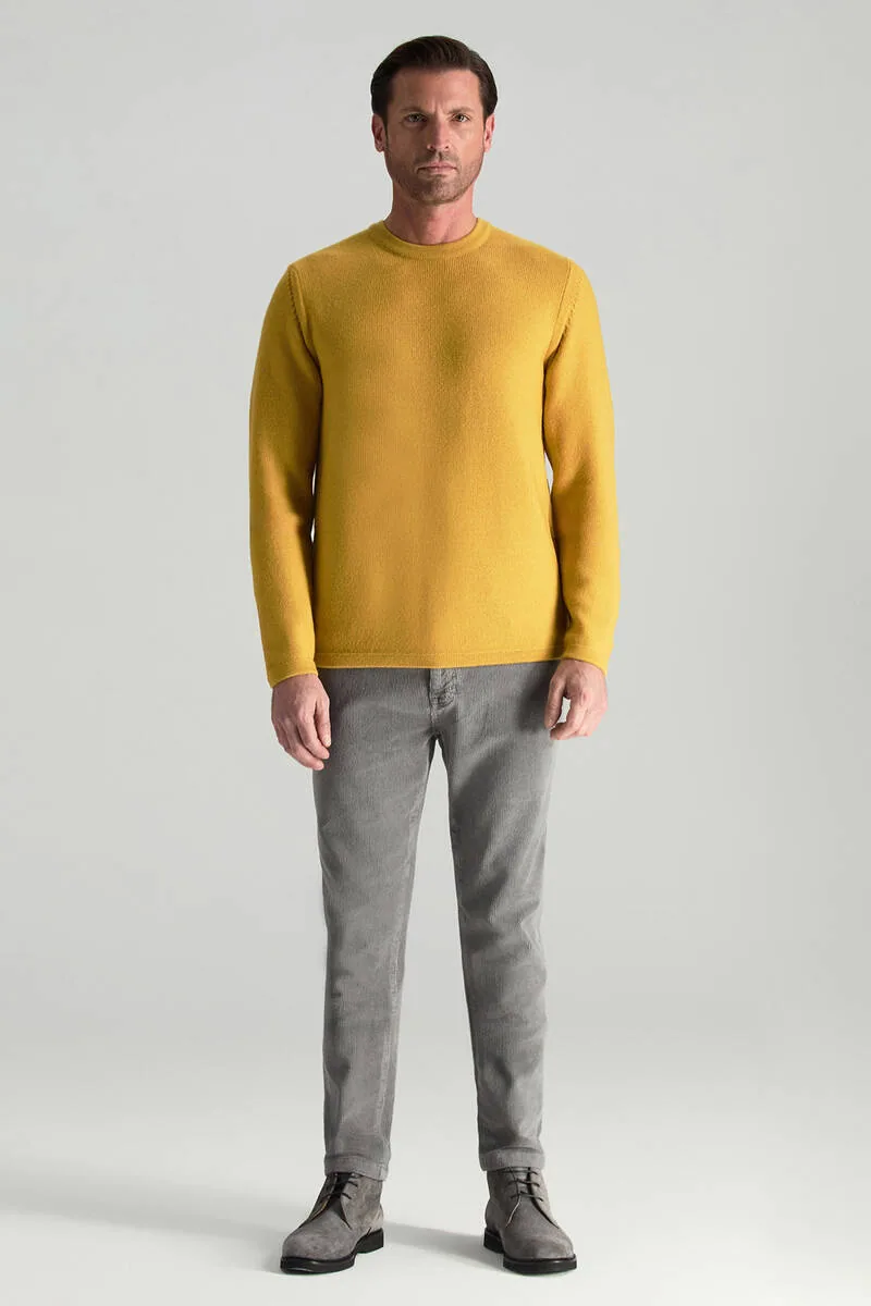 كنزة رجالية من صوف الميرينو برقبة دائرية لون أصفر - صورة 4
