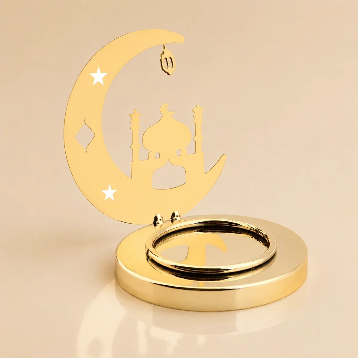 شمعدان معدني بتصميم فانوس مع هلال ونجمة