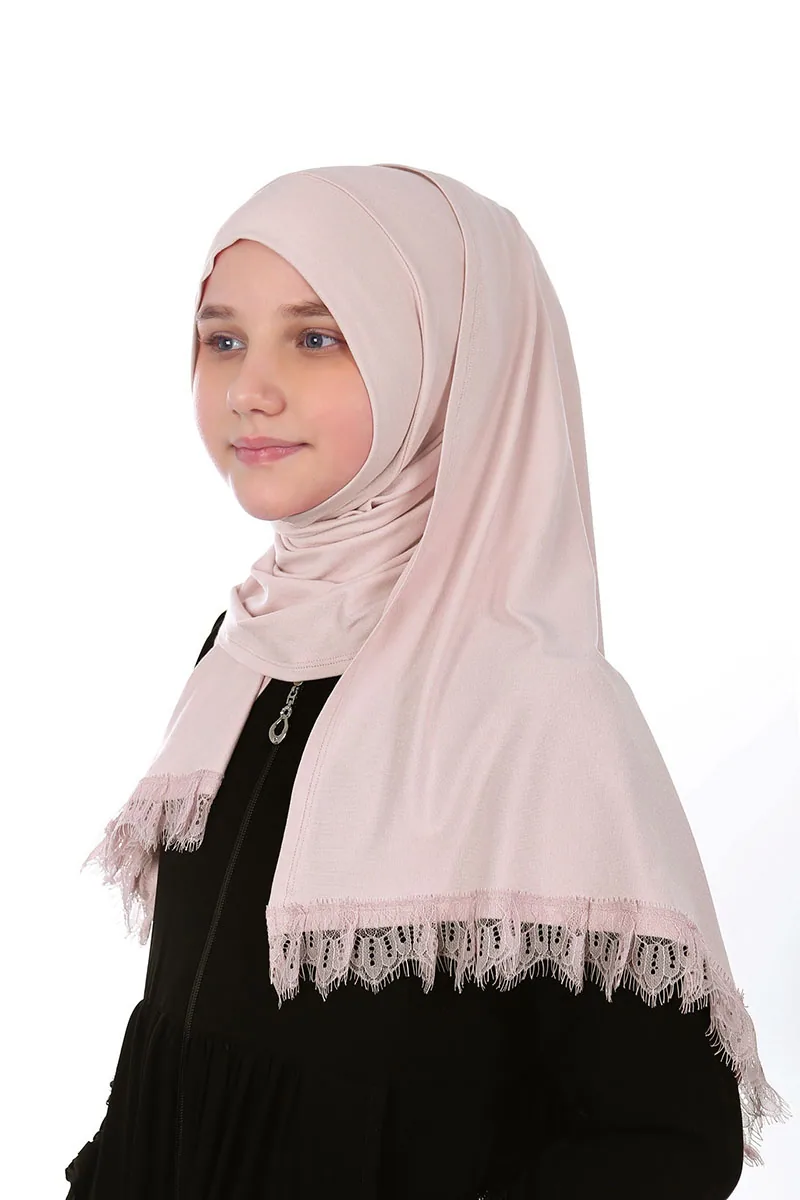 شال بنات عملي من القطن المحبوك بلون كريمي