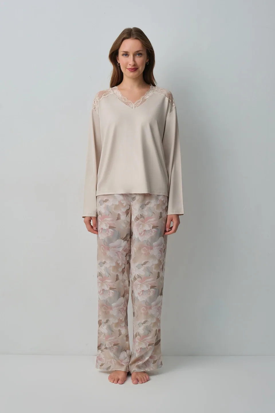 طقم بيجاما بيج منقوش