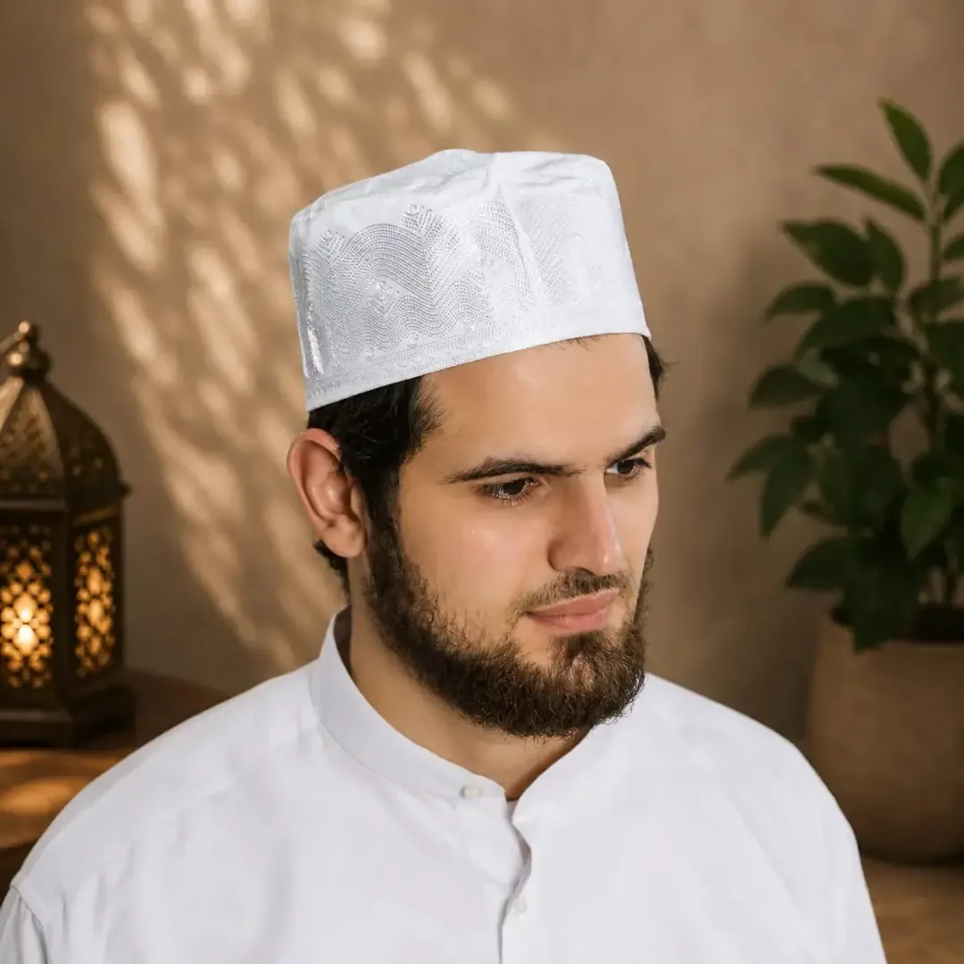 طاقية صلاة لحفظة القرآن - صورة 2