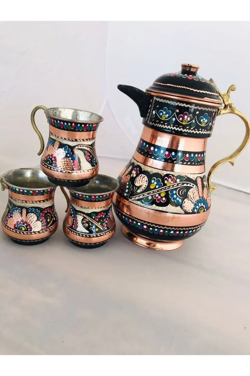 طقم إبريق وأكواب نحاس مزخرف بالمينا
