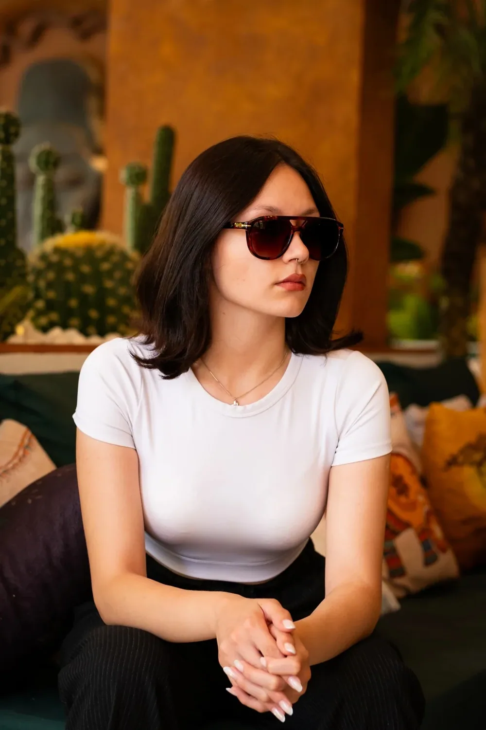 نظارة شمسية سوداء بجسر مزدوج وإطار أسيتات - صورة 2