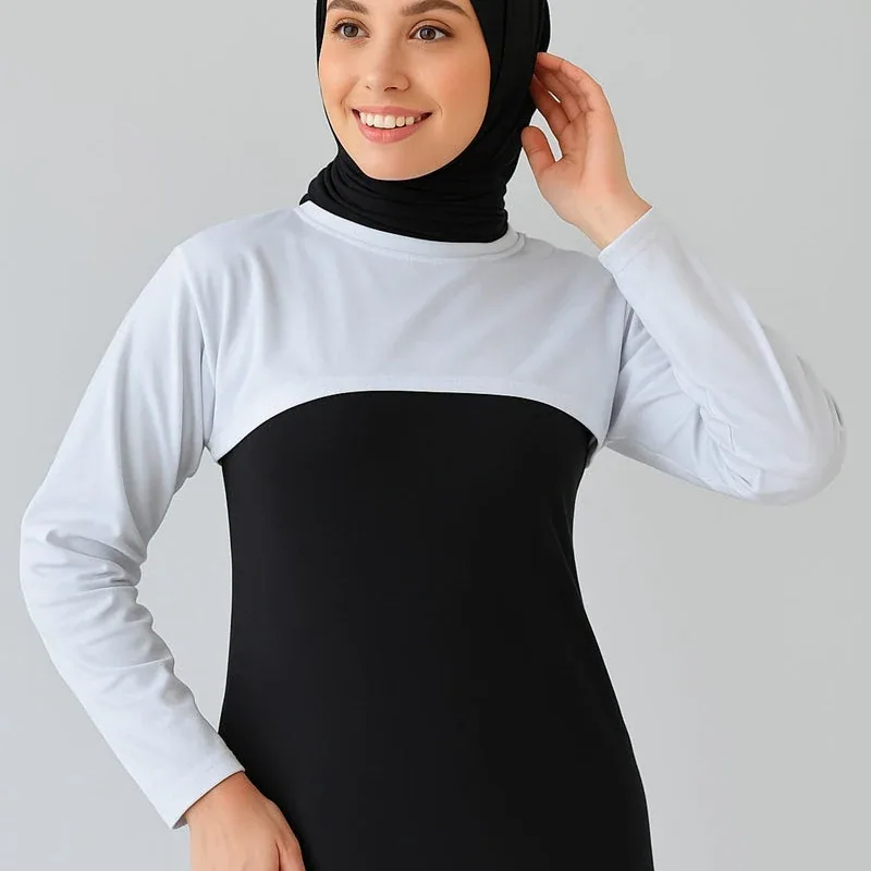قطعتان أبيض من البينيه بأكمام طويلة وياقة عالية