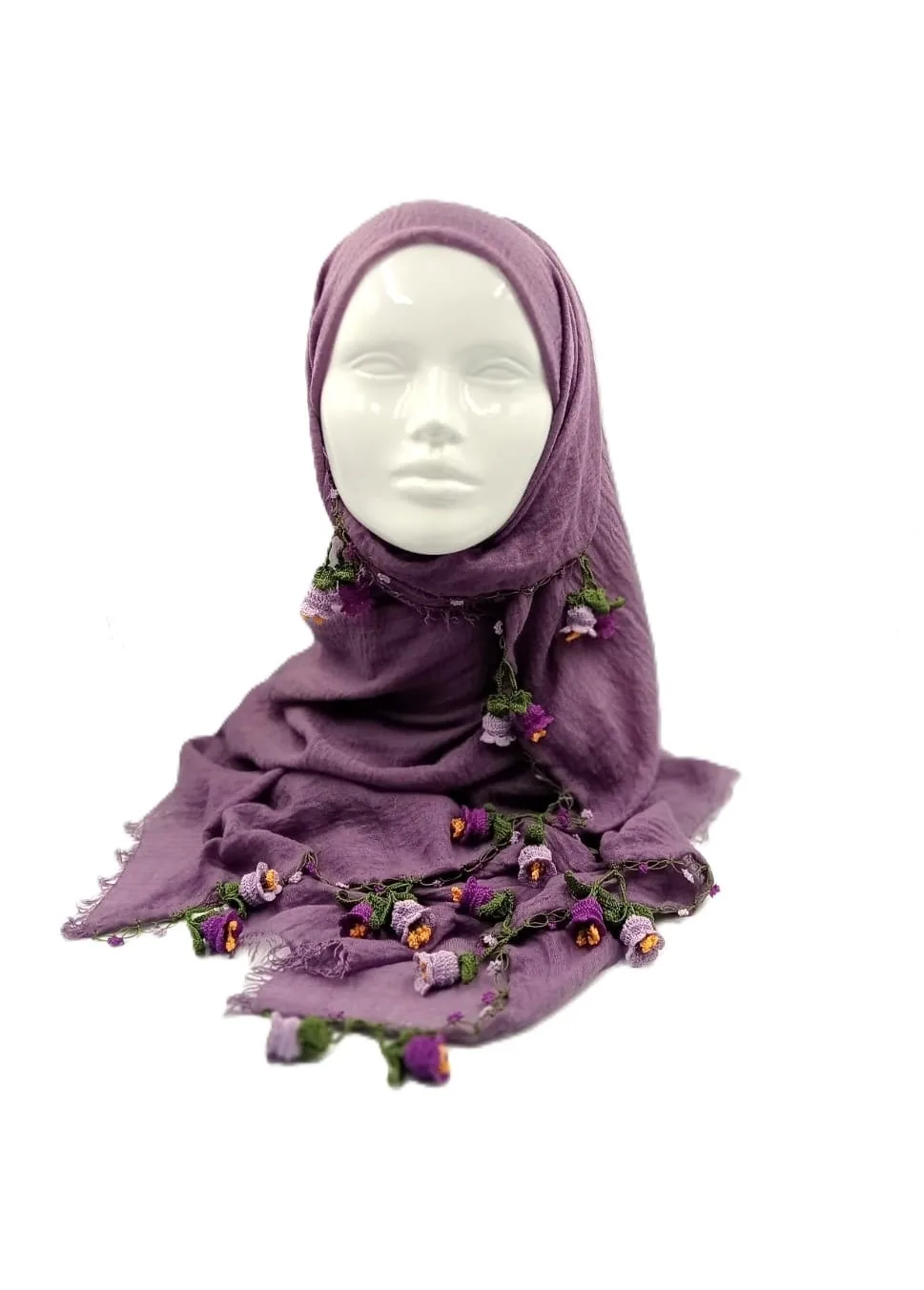 وشاح قطني بنفسجي بزهور كروشيه على الحافة