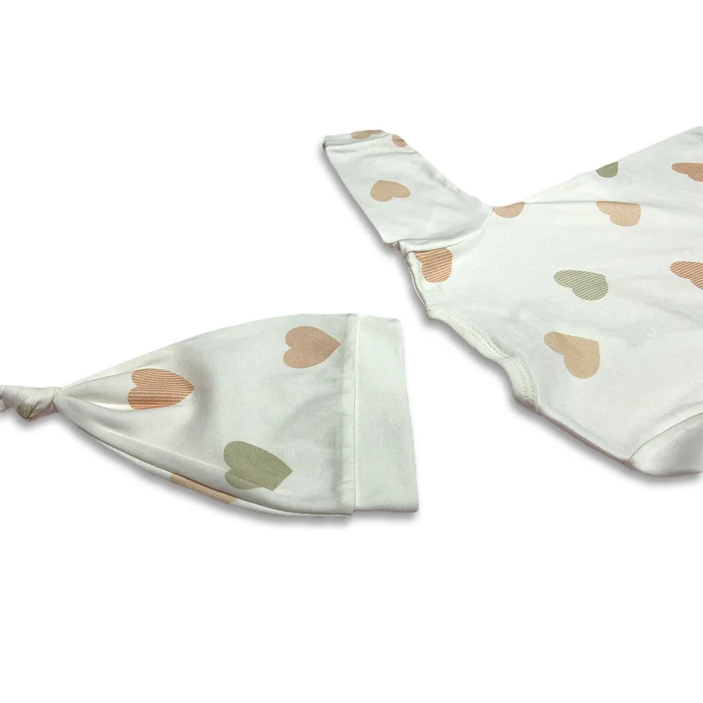 أفرهول رضيعات بنقشة قلوب مع قبعة - صورة 2