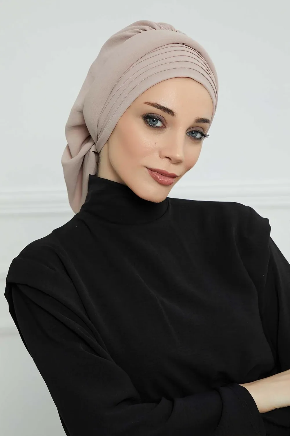 حجاب جاهز مطوي بتصميم بليسيه من الأيروبين - صورة 3