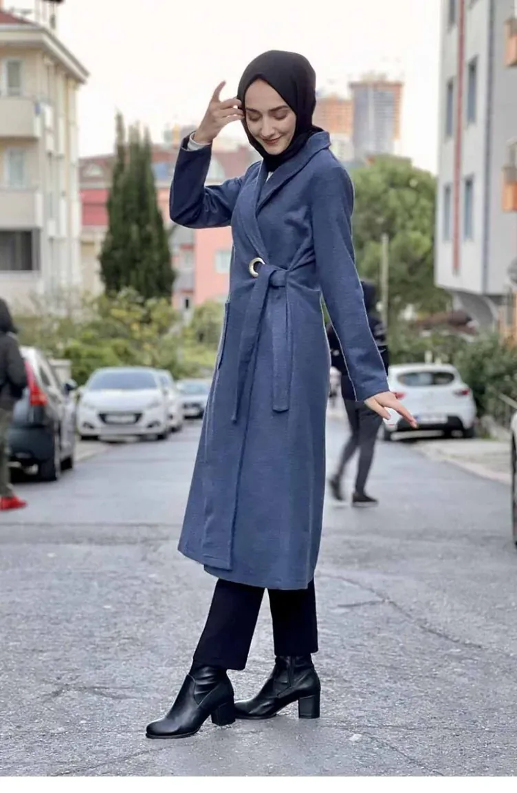 معطف جوخ طويل بلون النيلي - صورة 3