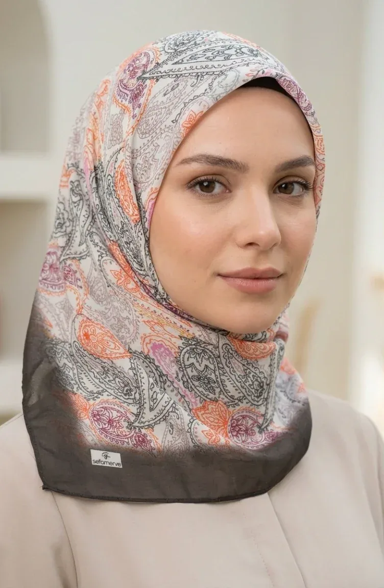إيشارب رايون بطباعة رقمية أخضر حنائي