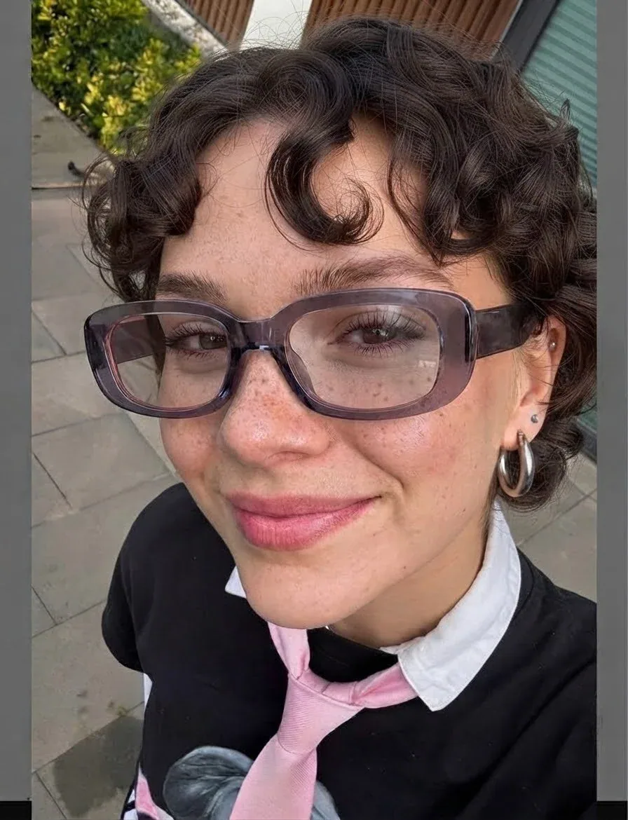 نظارة شمسية بإطار أسيتات سميك رمادي دخاني