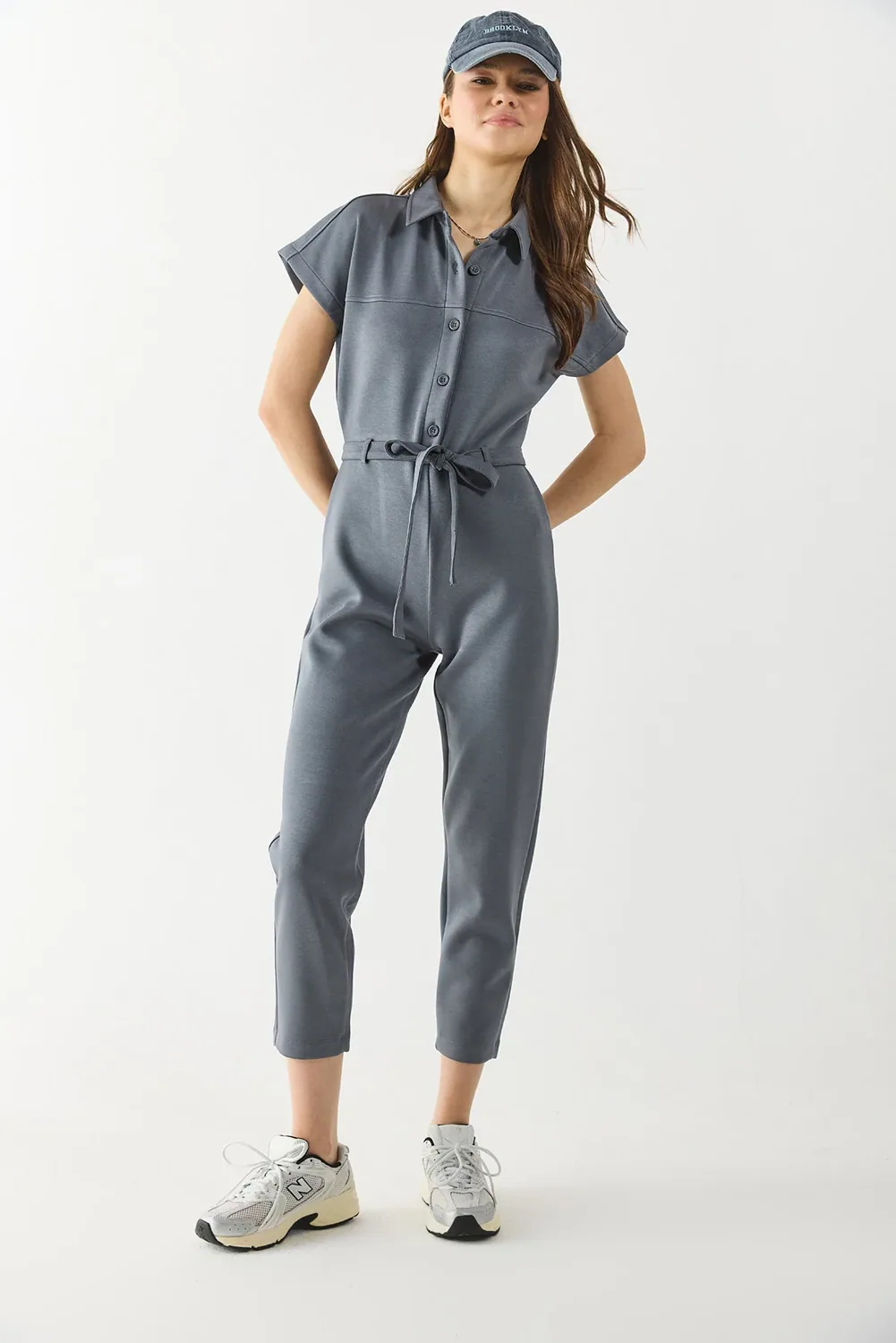 سالوبيت رمادي فحمي بأكمام قصيرة من الكوبرو - صورة 2