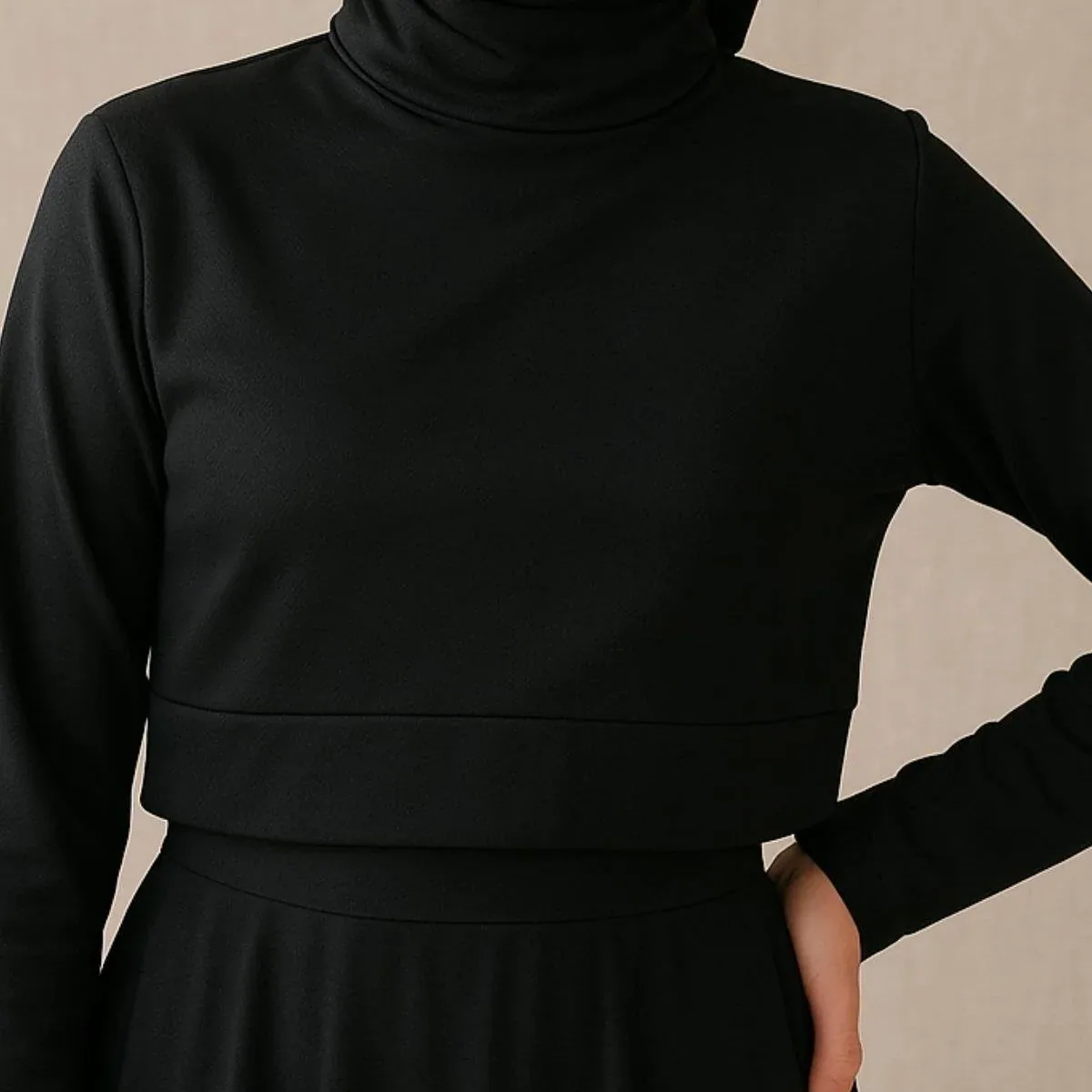 طوق رقبة قصير بأكمام طويلة أسود - صورة 2