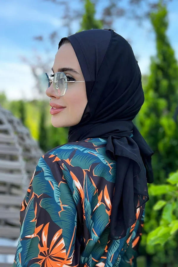 إيشارب سباحة أسود بنقوش يربط كالشال - صورة 2