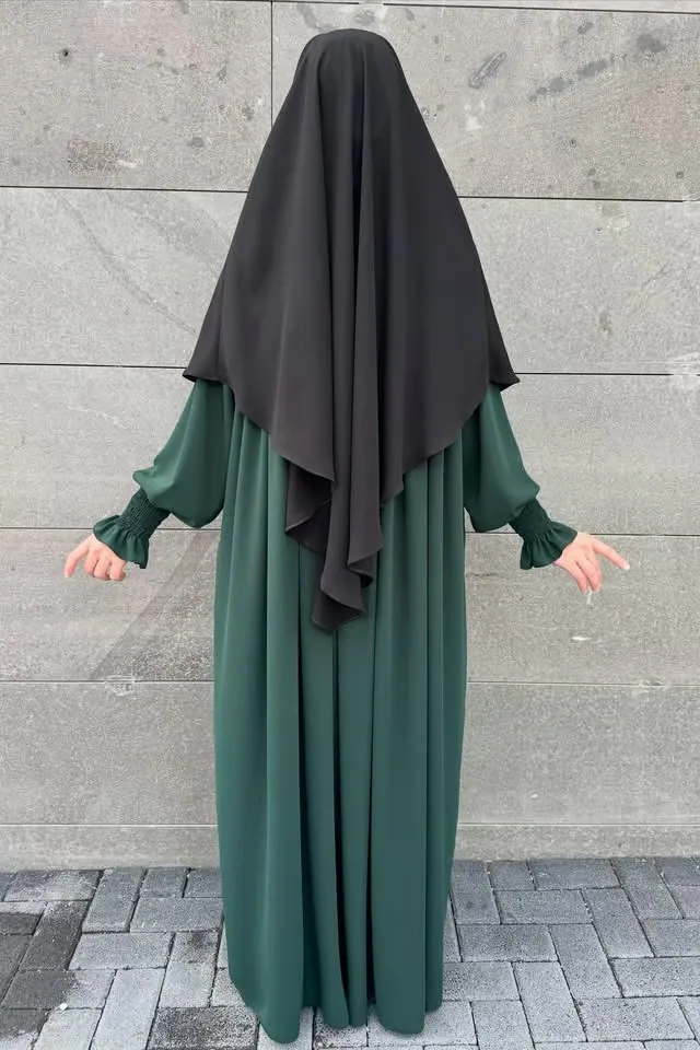 خمار قصير بطبقة واحدة ونقاب أسود - صورة 3