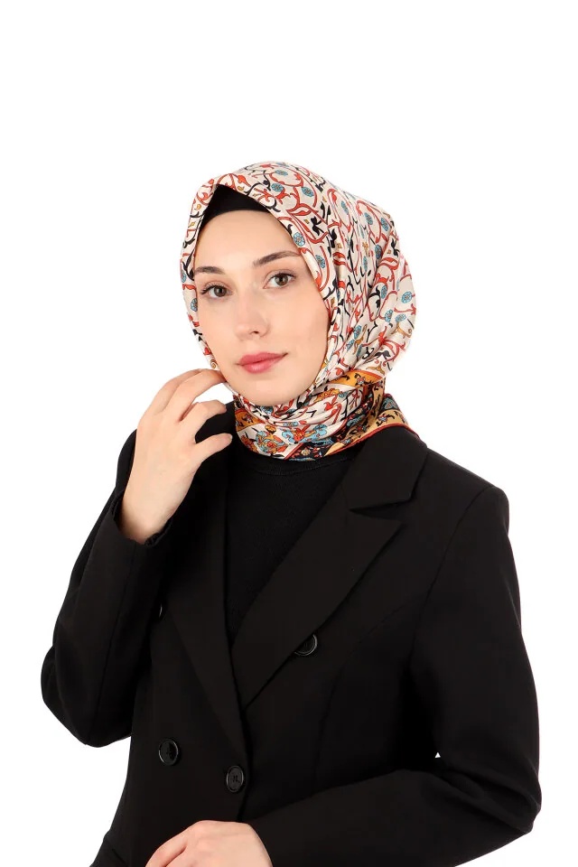 إيشارب حرير سورا أحمر بأغصان اللبلاب 90×90 سم - صورة 2