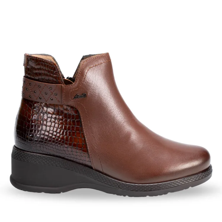 بوت نسائي جلد لون بني محروق