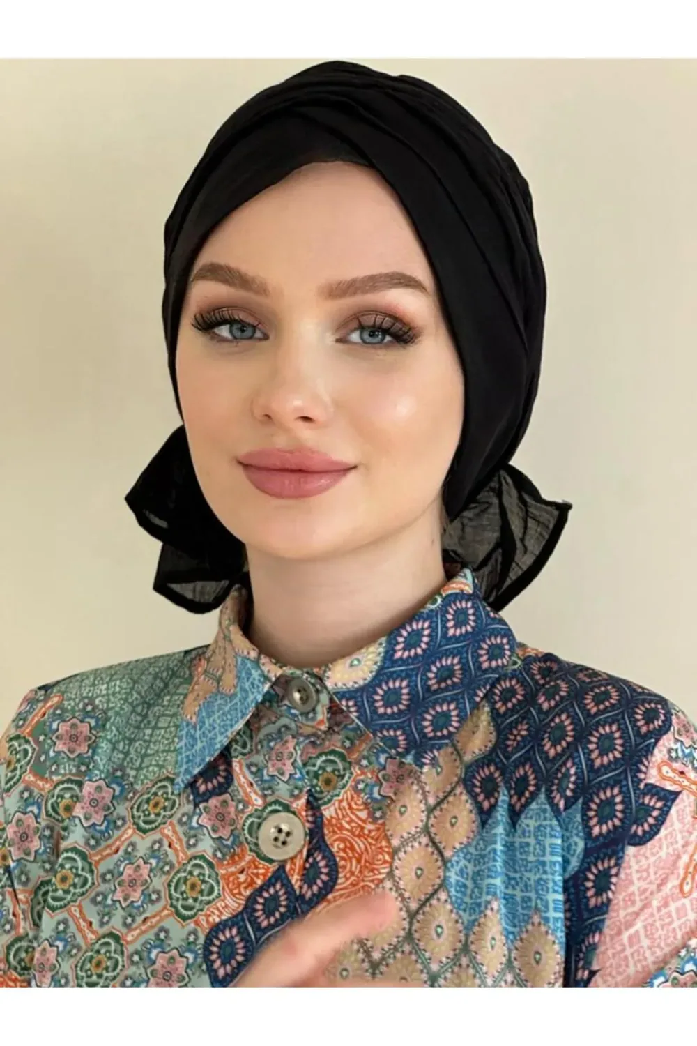 حجاب جاهز قطني بثنيات منسدلة أسود - صورة 2