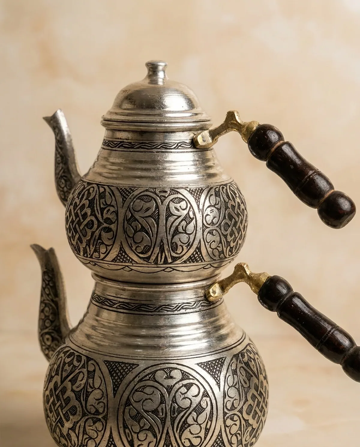 إبريق شاي نحاسي مقصدر بنقش شجرة الحياة سعة 3 لترات - صورة 4