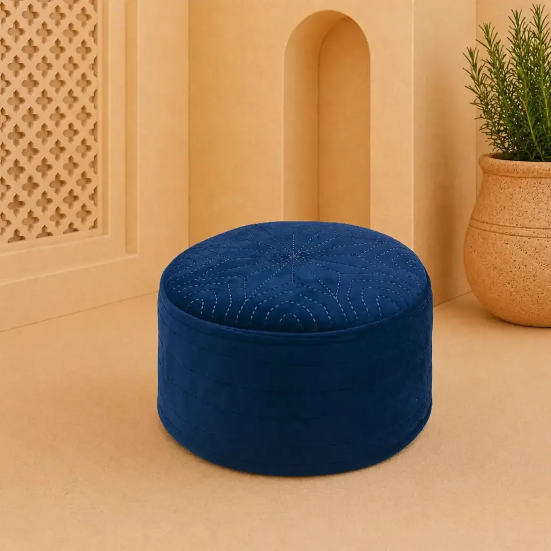 طاقية صلاة من المخمل بخياطة جانبية