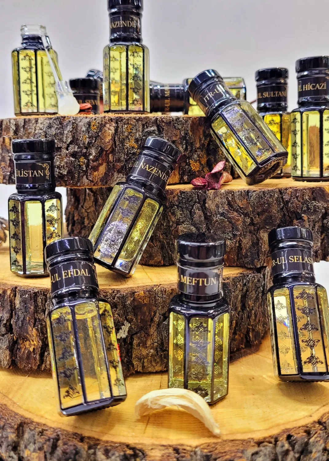 عطر السلطاني العربي الزيتي ٦ مل - صورة 2