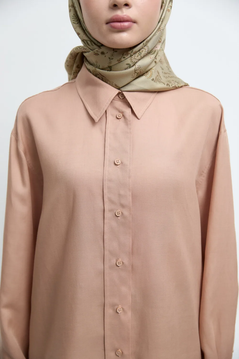 تونيك ليوسيل بظهر أطول بلون البسكويت - صورة 4