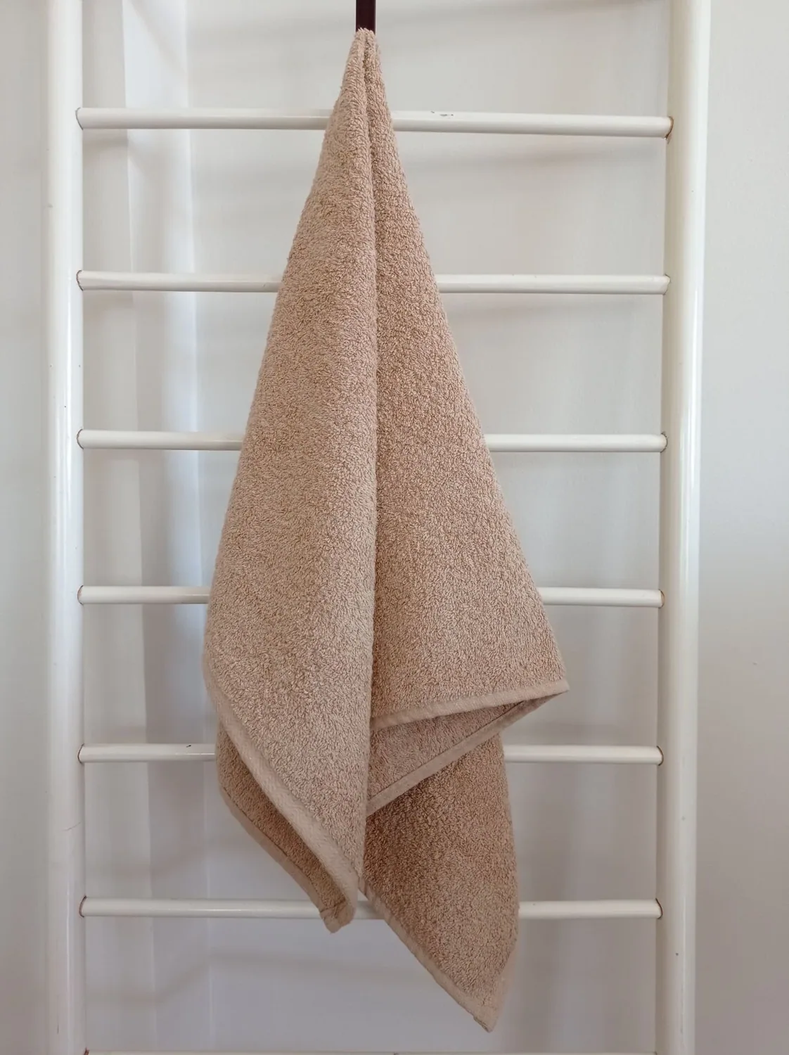 منشفة استحمام فندقية 70×145 سم بيج 440 غ