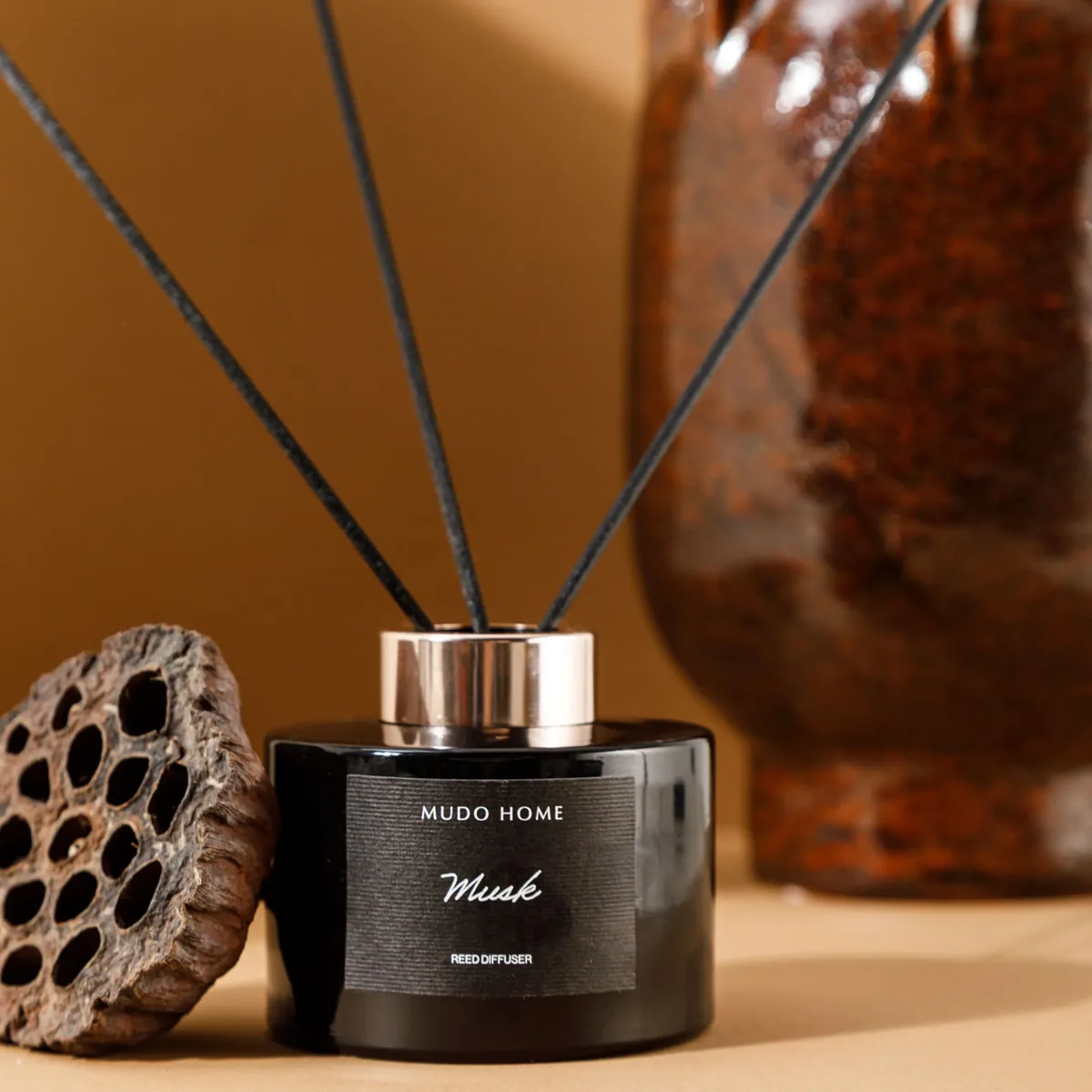 معطر جو بأعواد 150 مل بعبير المسك الأسود - صورة 2