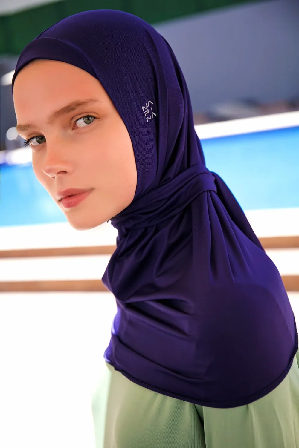 إيشارب سباحة كحلي بربطة خلفية