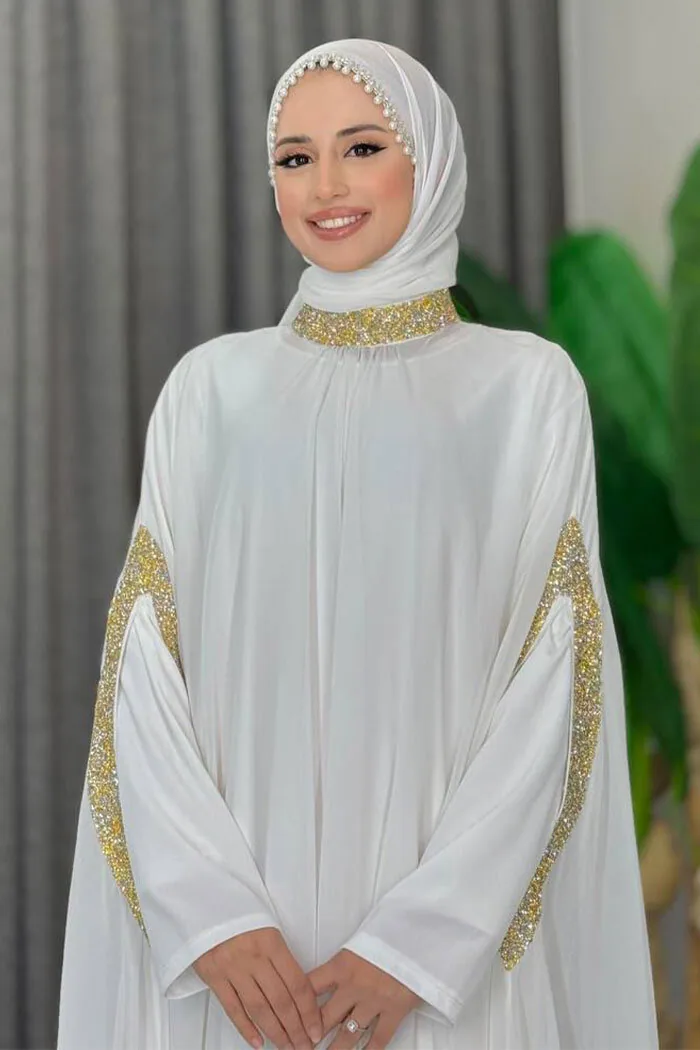 طقم سهرة عاجي بكاب وفستان مع تطريز أحجار ذهبية - صورة 4