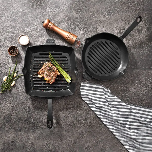 مقلاة شواء مربعة من الحديد الزهر 26 سم - صورة 2