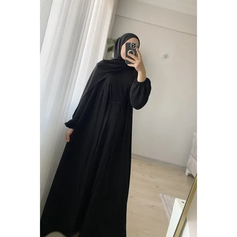 طقم عباية مع حزام بلون أسود - صورة 3