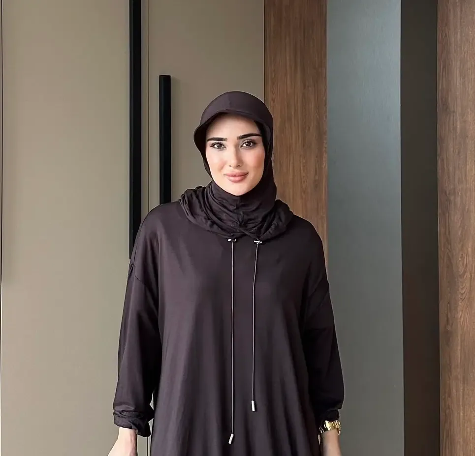 غطاء رأس رياضي بني بحافة قبعة - صورة 3