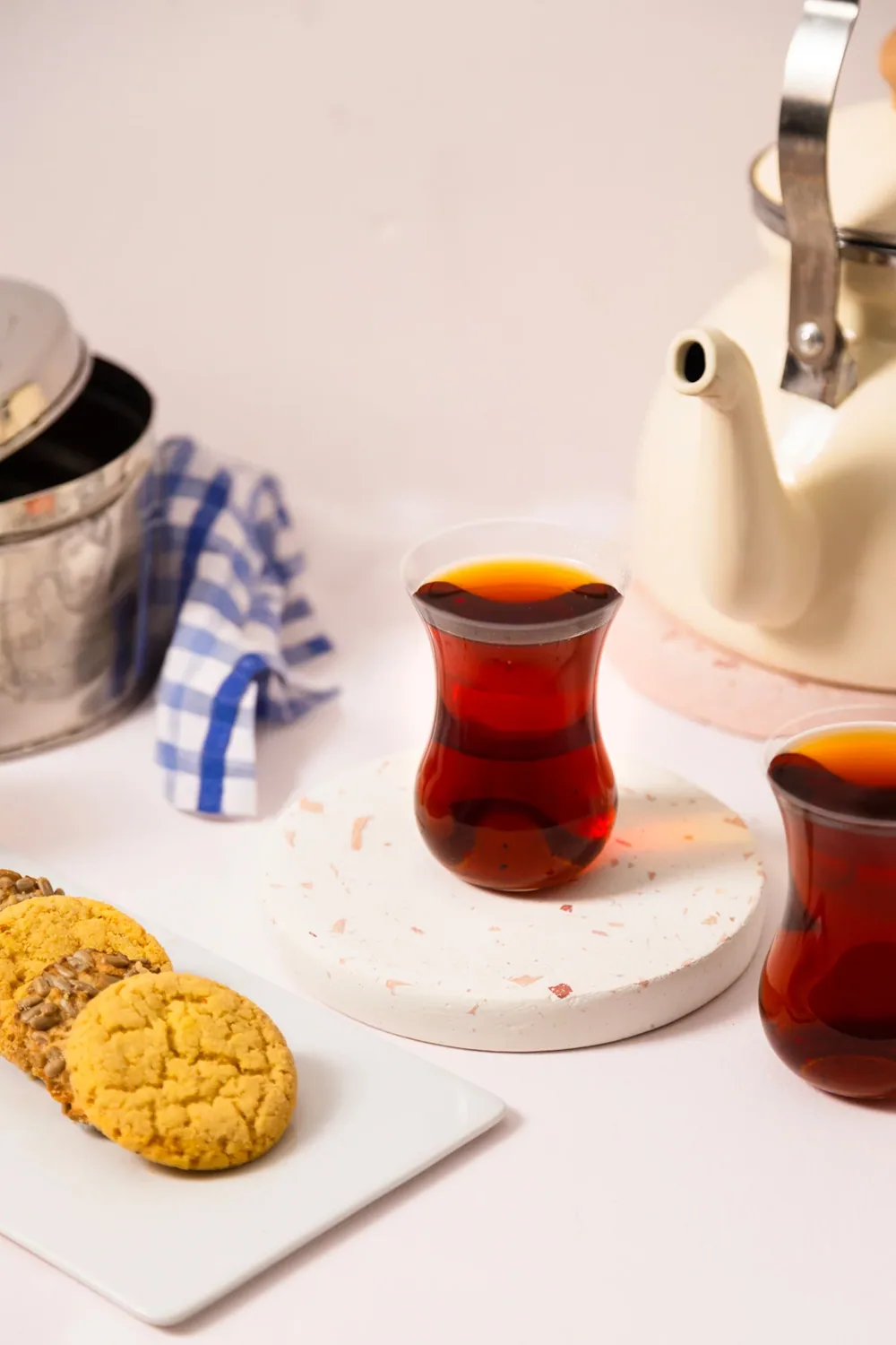 طقم 6 كاسات شاي رفيعة شفافة سعة 120 مل