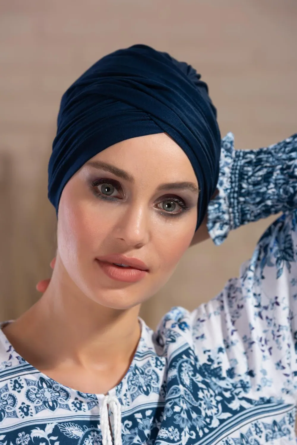 بونيه قطني عملي بثنيات كحلي - صورة 4