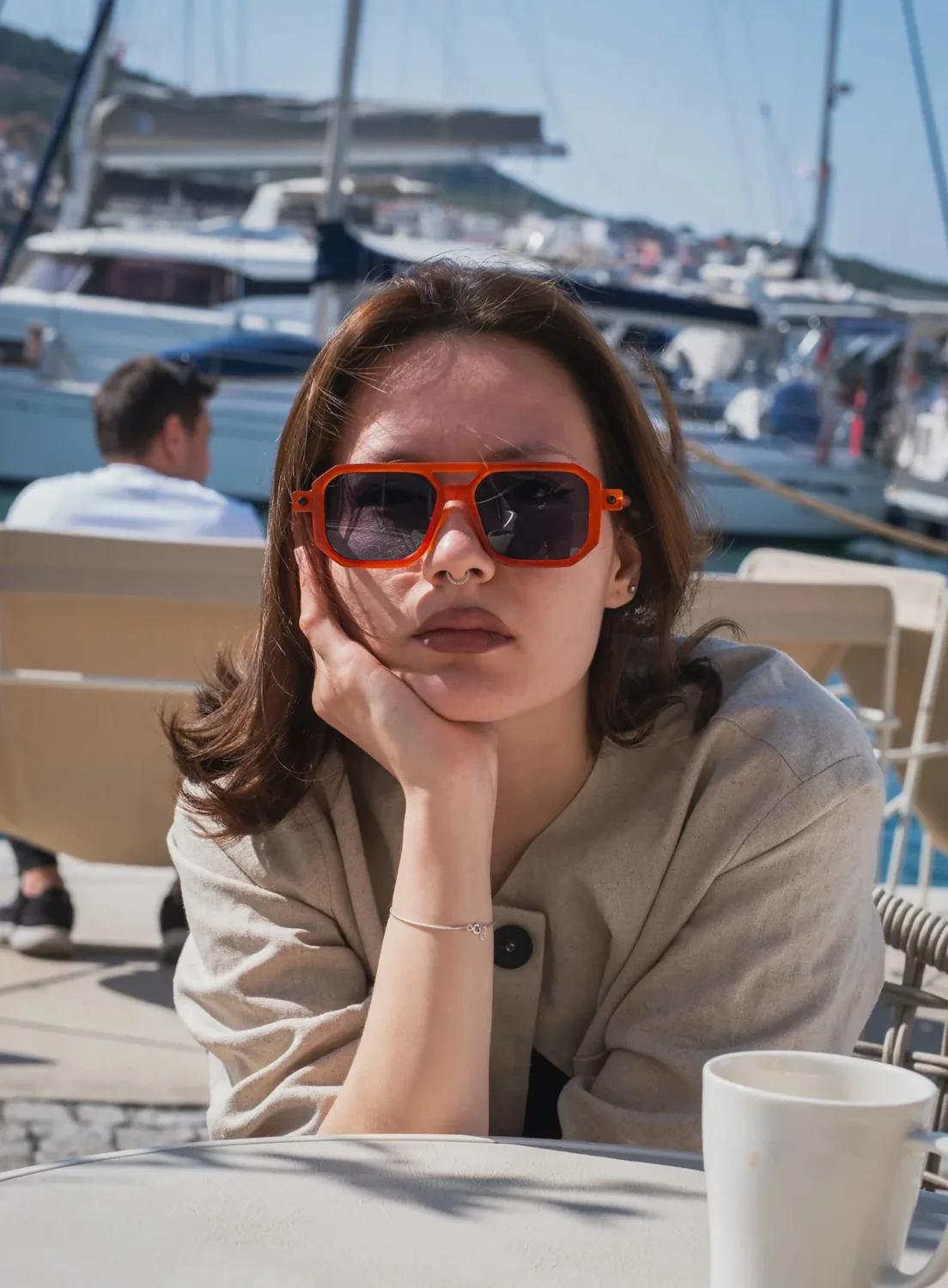 نظارة شمسية بإطار سلحفاة وجسر مزدوج وعدسات بنية - صورة 4
