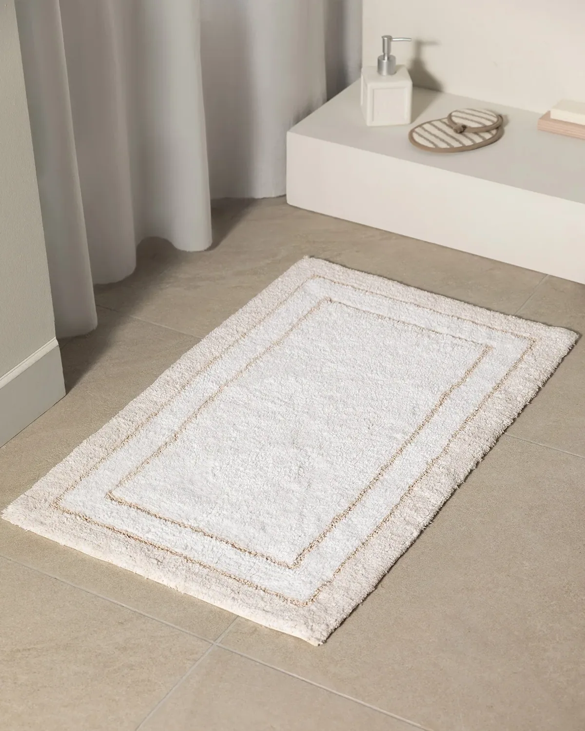 دواسة حمام بيج بإطار مزدوج 50×80 سم