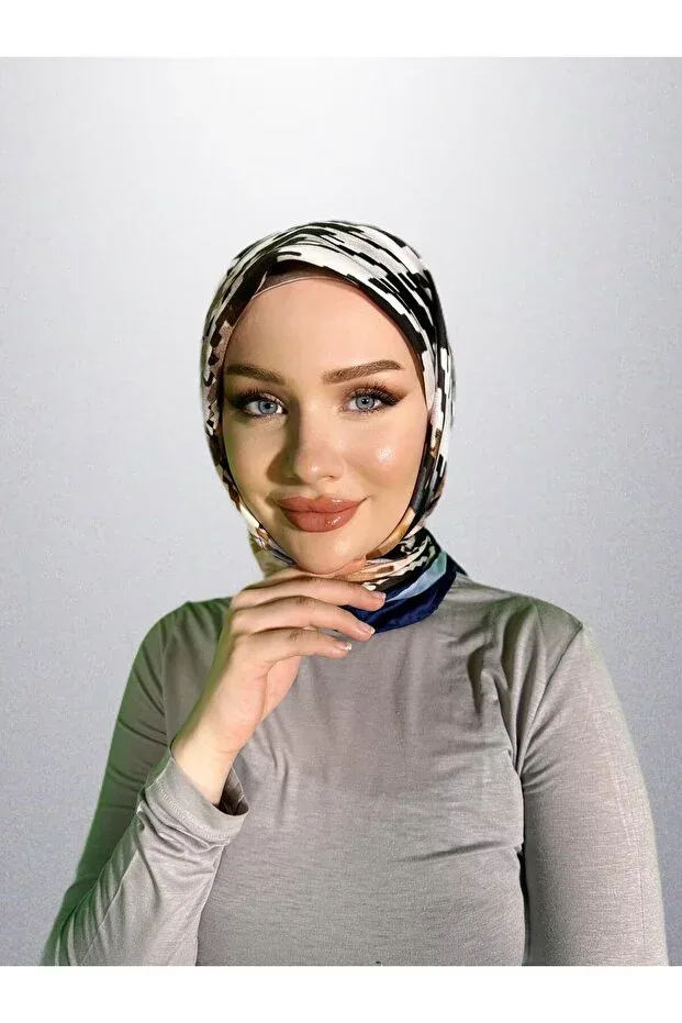 إيشارب جاهز مغناطيسي بنقش ذهبي وأسود - صورة 3