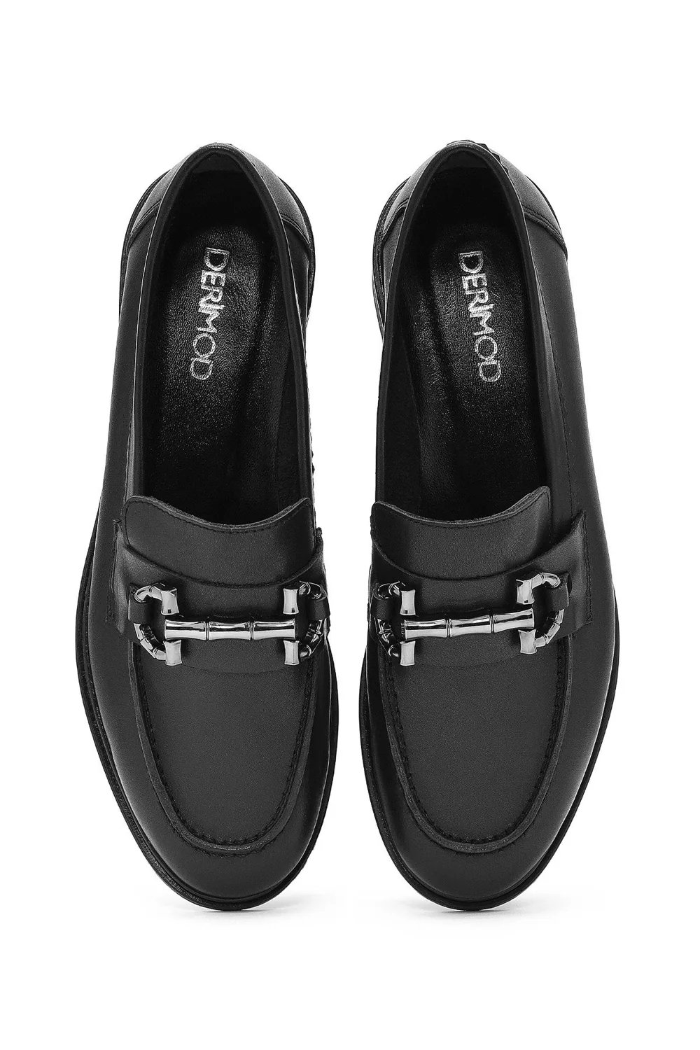 حذاء لوفر نسائي أسود بطراز رجالي بإبزيم من الجلد الطبيعي - صورة 4